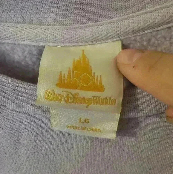 Walt Disney World 50th Anniversary Mickey Minnie Mouse Mad Tea Party Crewneck L - Picture 2 of 4